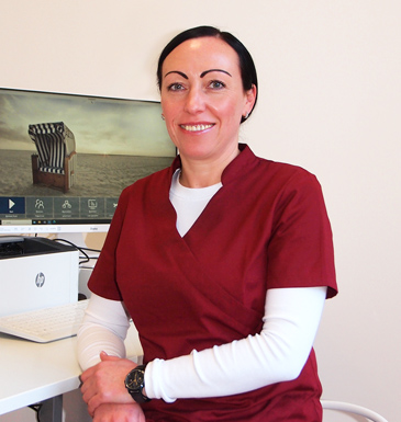 Juliya Blinder - Praxismitarbeiterin - Kontaktbild